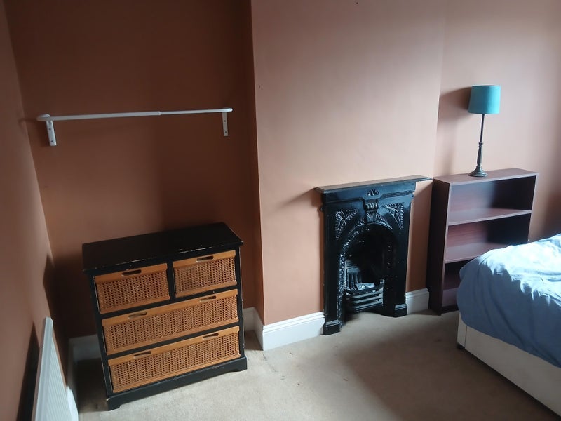 Room Poplar Place in Bristol