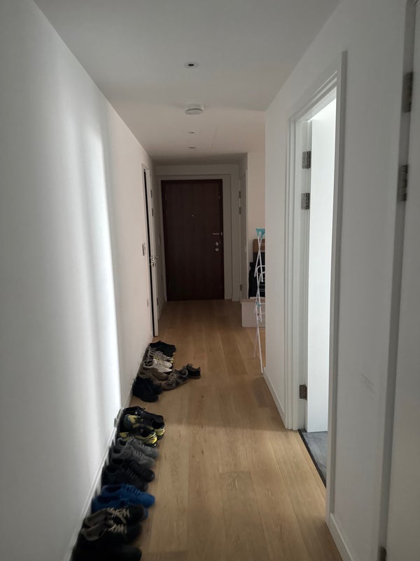 Room City Road in Greater London