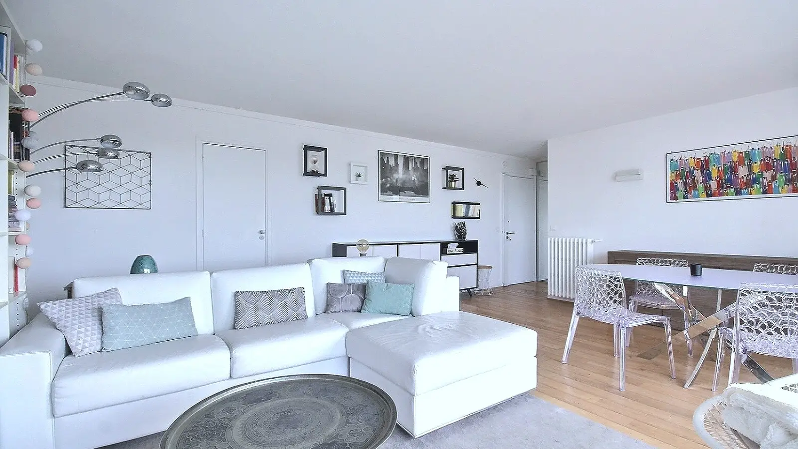 Flat Rue Sidi Brahim in Paris