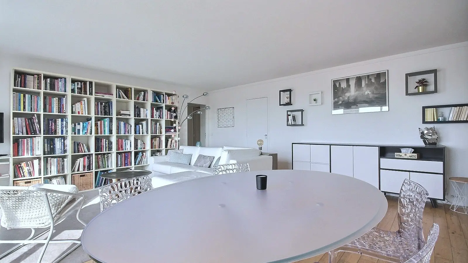 Flat Rue Sidi Brahim in Paris