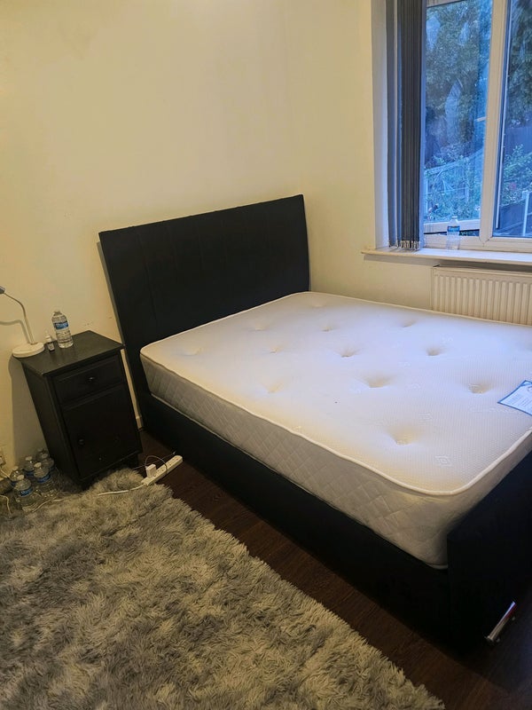 Room Tyburn Road in Birmingham