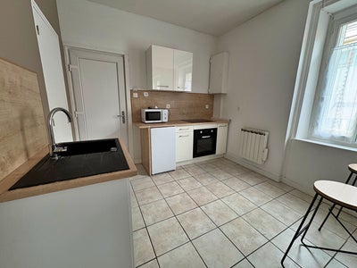 Flat Rue Lucien Sampaix in Roanne