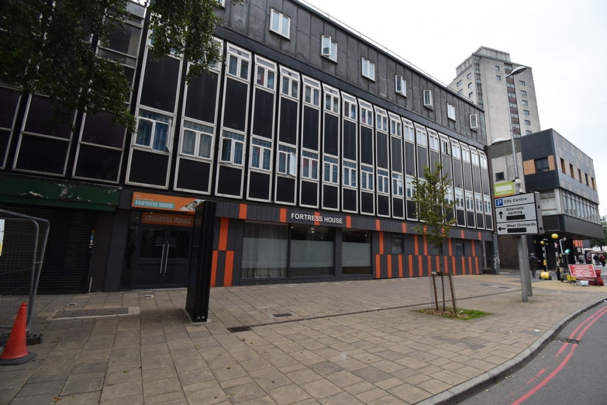 Room Smithford Way in Coventry