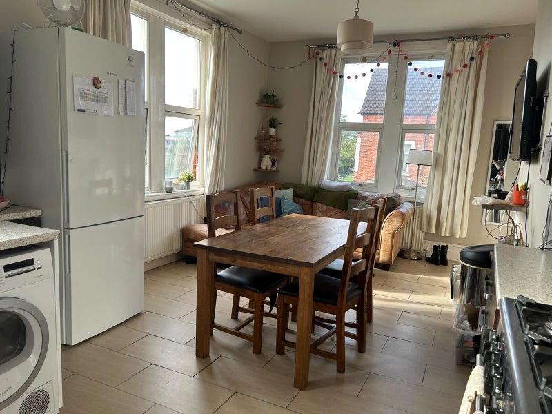 Room Alexandra Road in Greater London