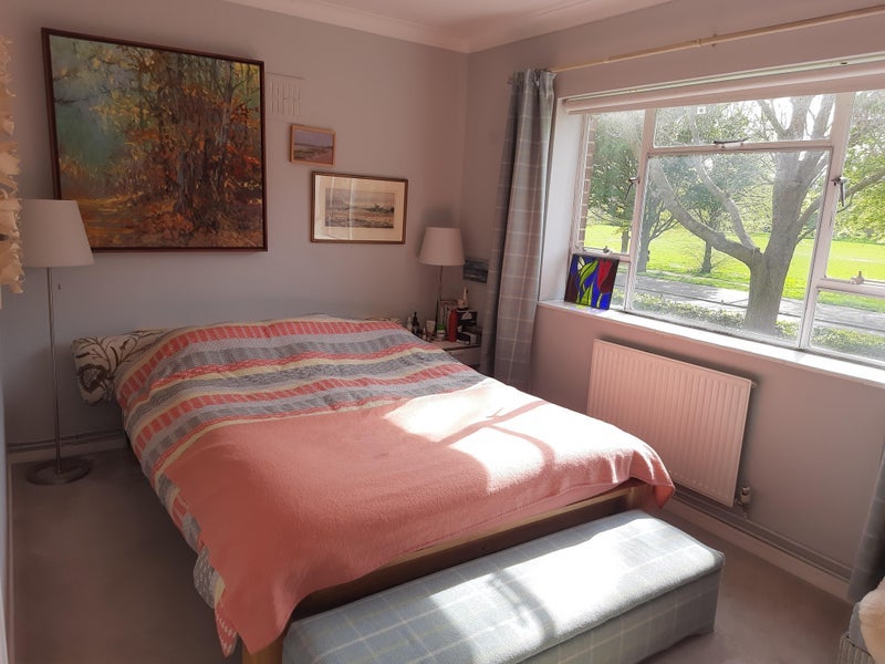 Flat Bolingbroke Grove in Greater London