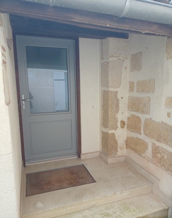 House Rue des Treilles in Libourne