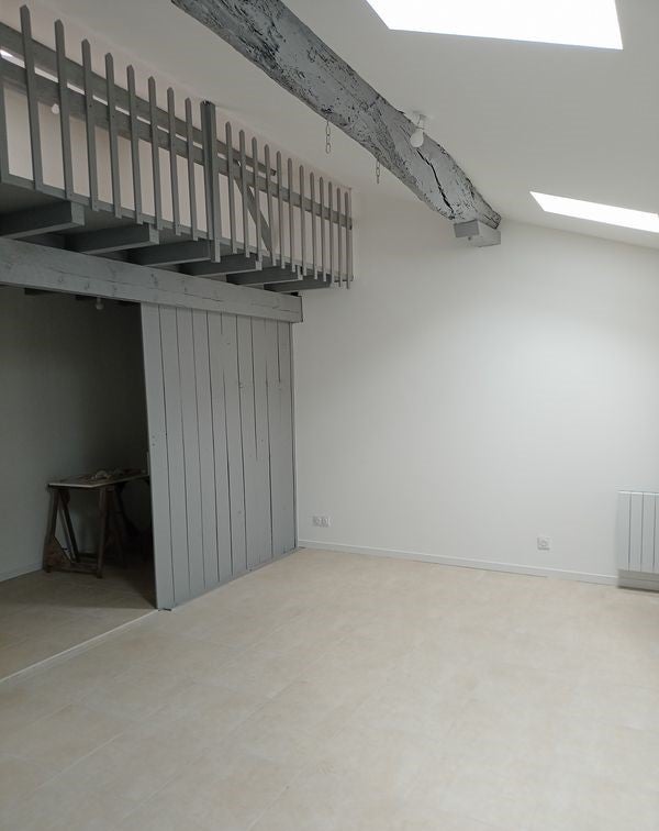House Rue des Treilles in Libourne