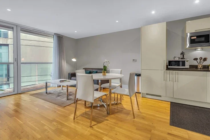 Flat Millharbour in Greater London