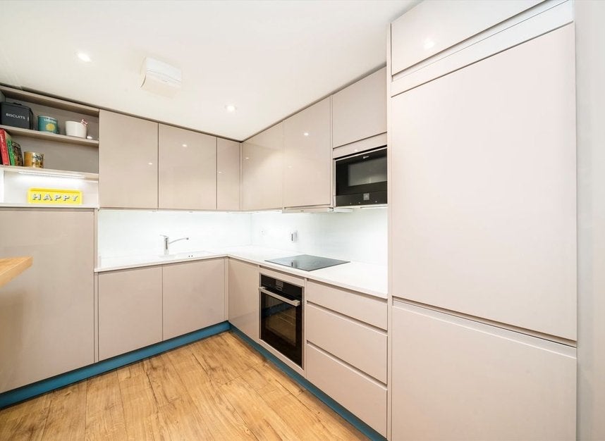 Flat Vincent Square in City of Westminster