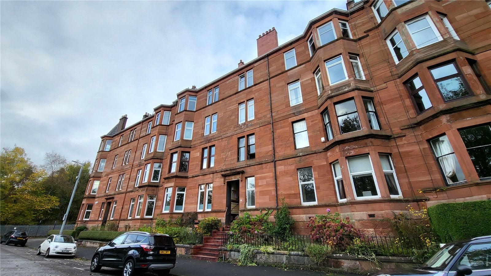 Flat Garrioch Drive in Glasgow