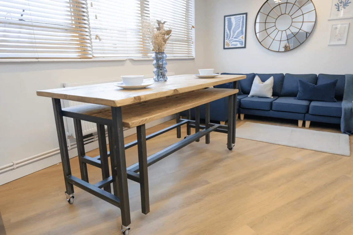 Flat Grosvenor Road in Greater London