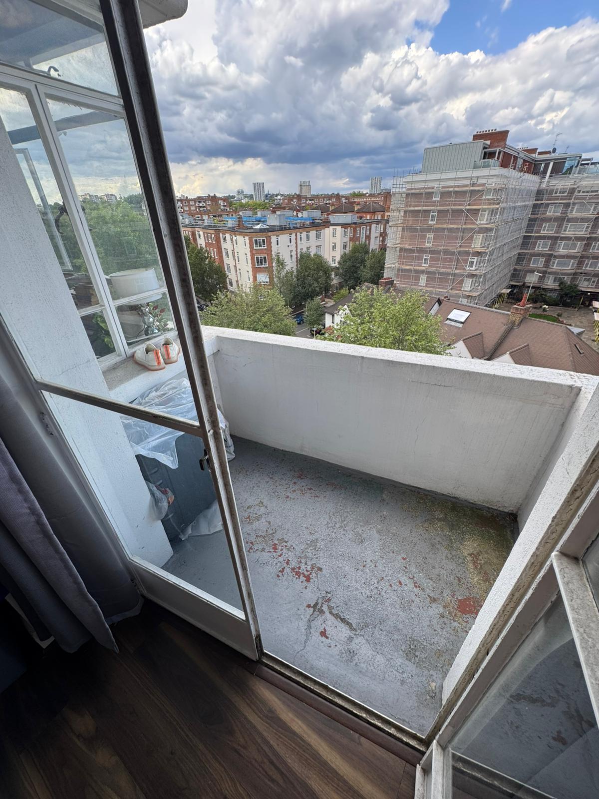 Flat Prince Albert Road in Greater London