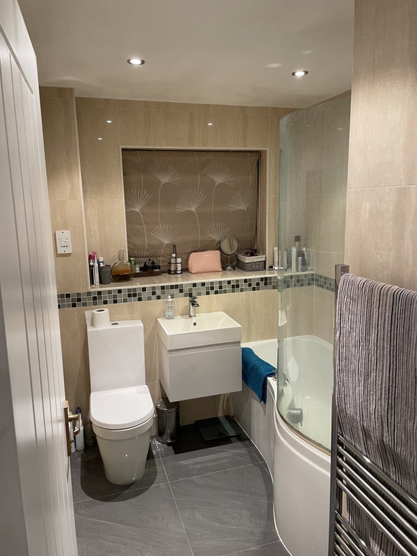 Room Plover Close in Stratford-on-Avon