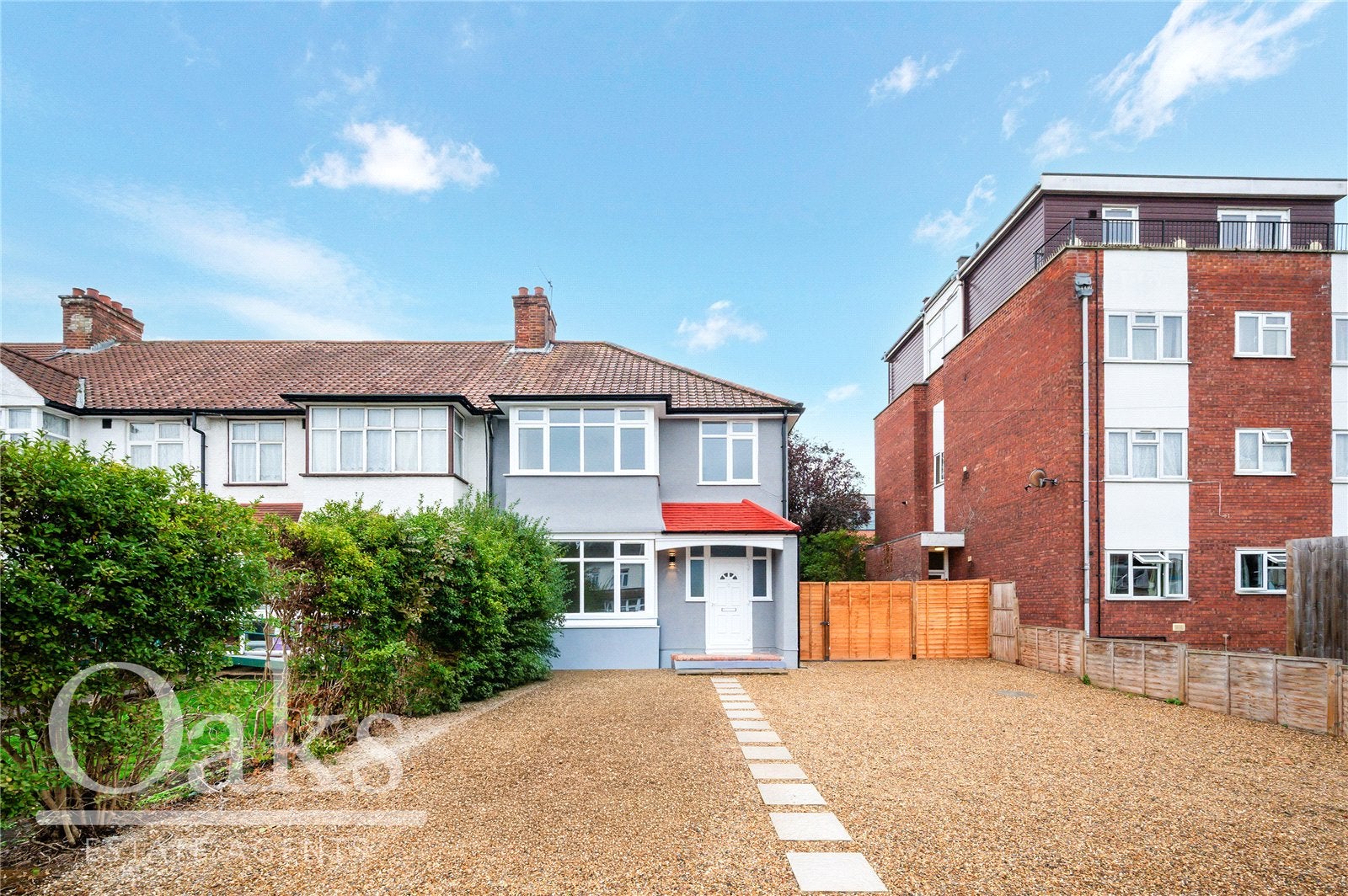 House Enmore Road in Greater London