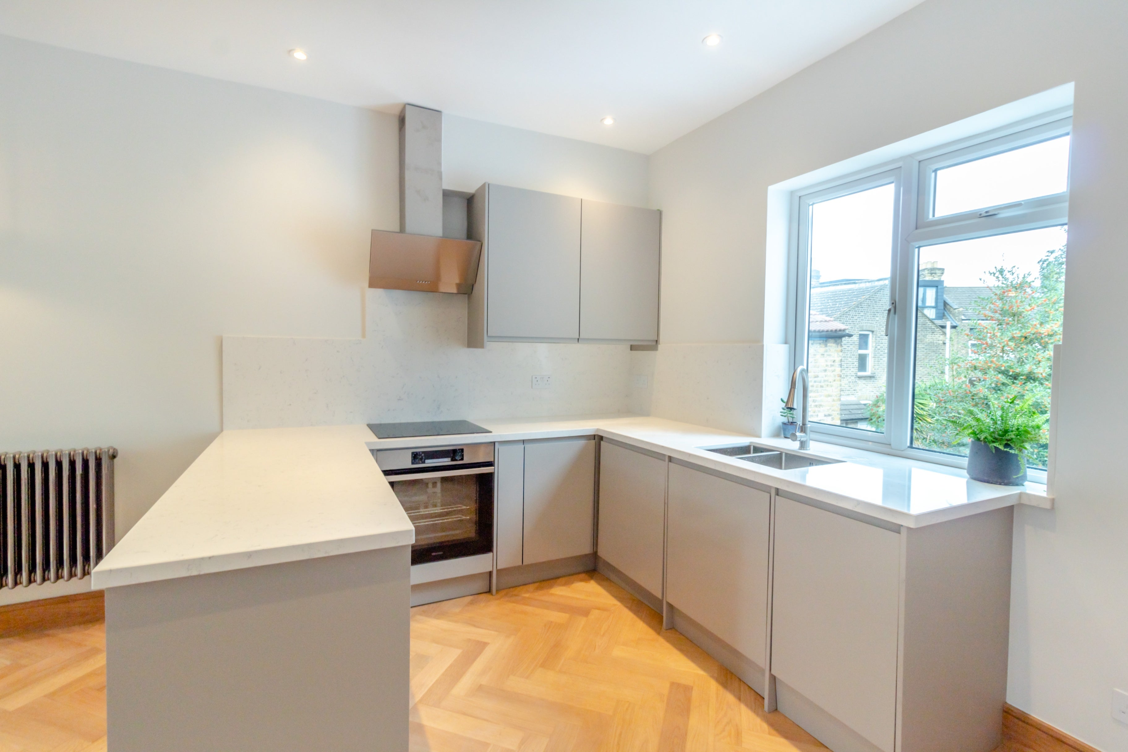 Flat Norman Road in Greater London