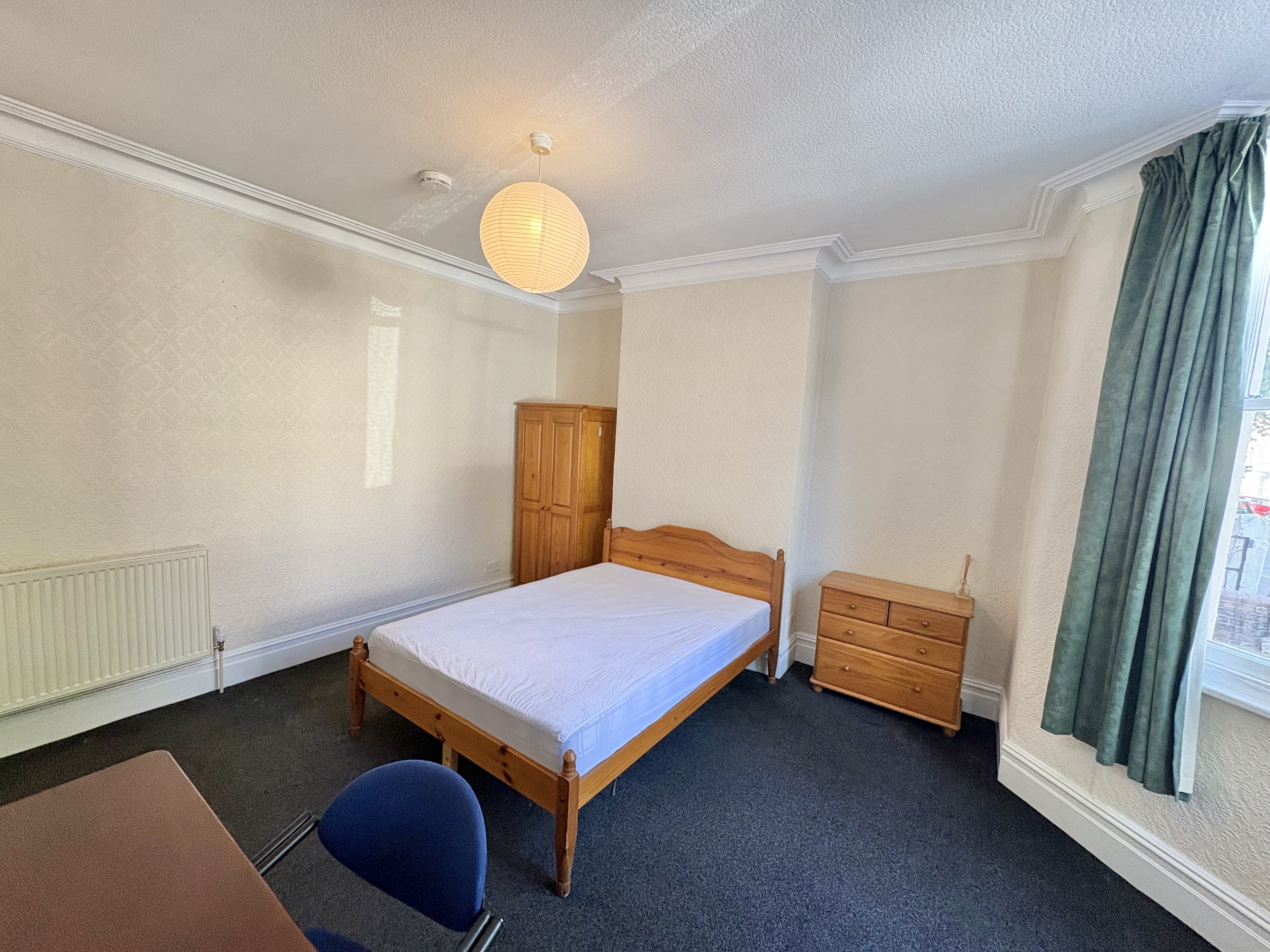 Room Stanbury Avenue in Bristol
