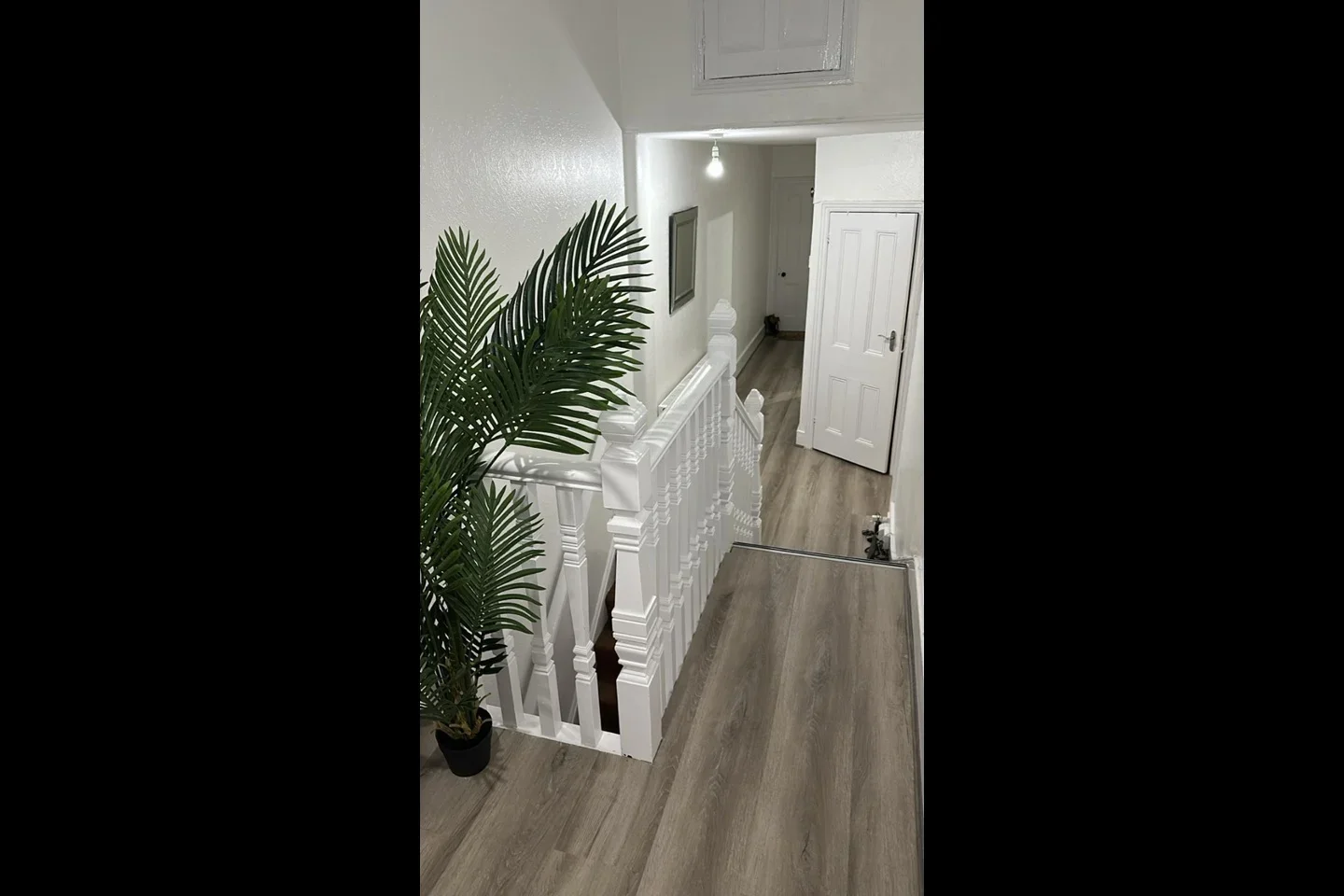 Room Sellons Avenue in Greater London