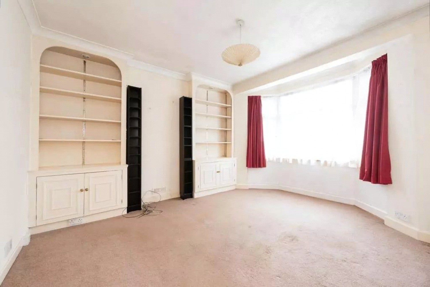Flat Bridgewater Road in Greater London