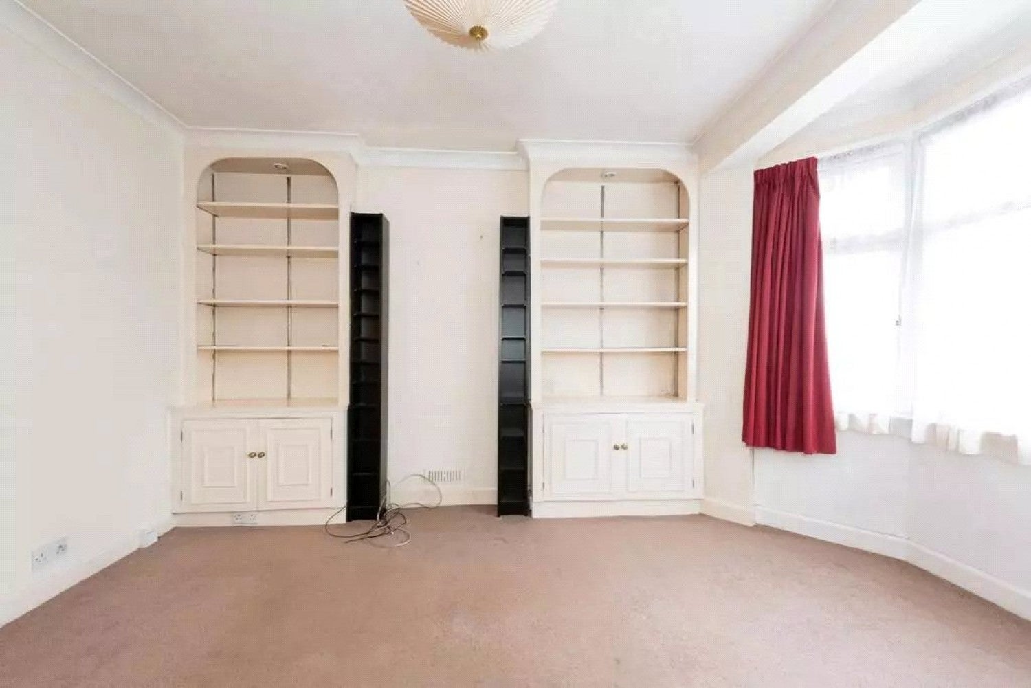 Flat Bridgewater Road in Greater London