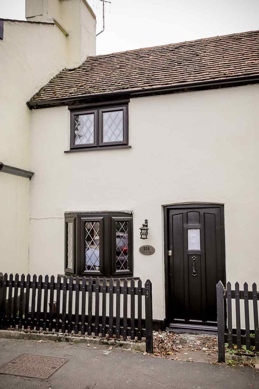House Pinner Road in Watford