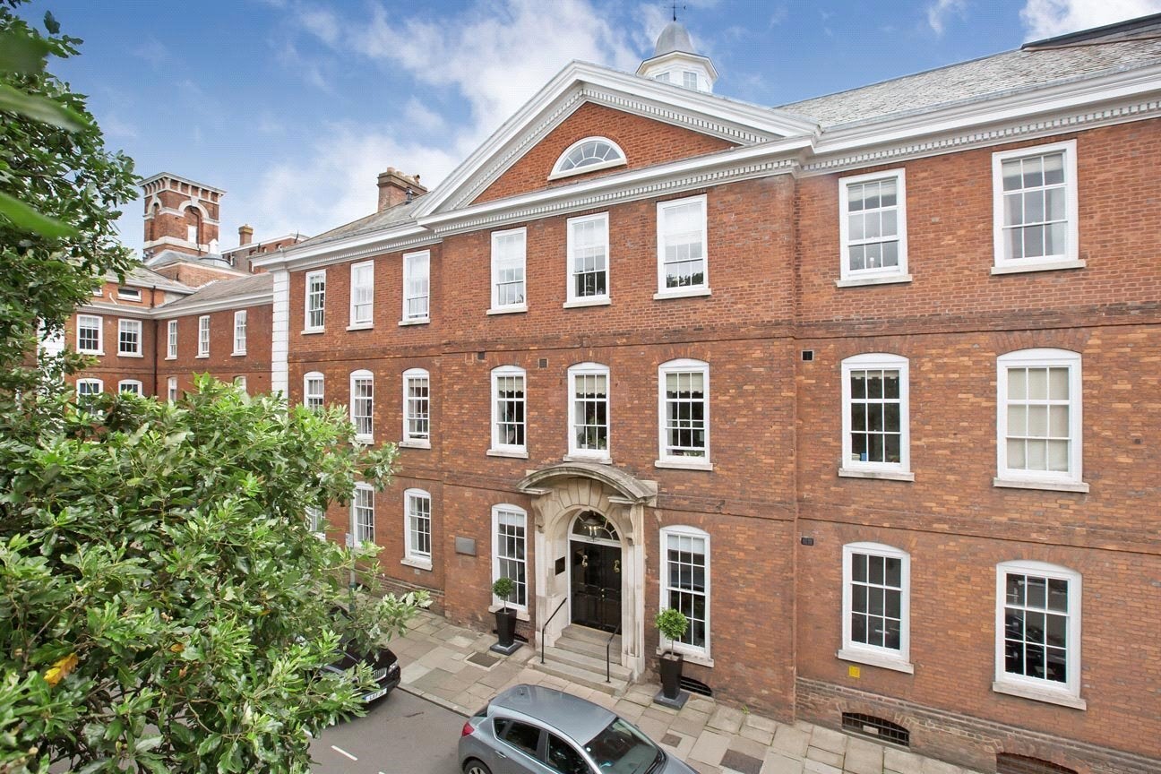 Flat Southernhay Gardens in Exeter