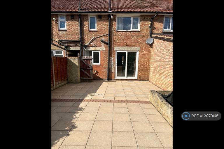 House Elaine Avenue in Strood
