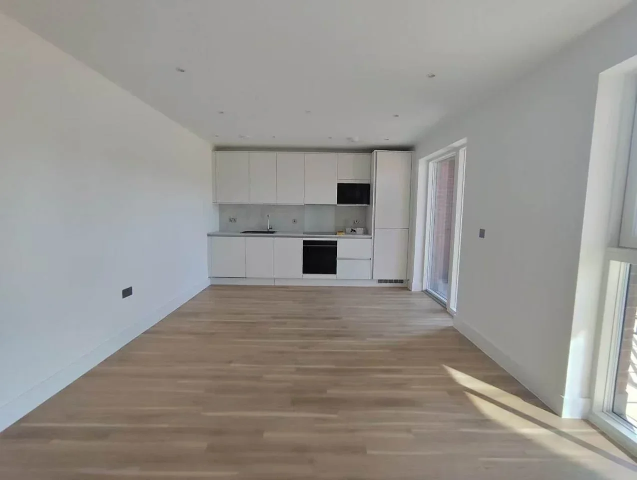 Flat Jura Close in Greater London