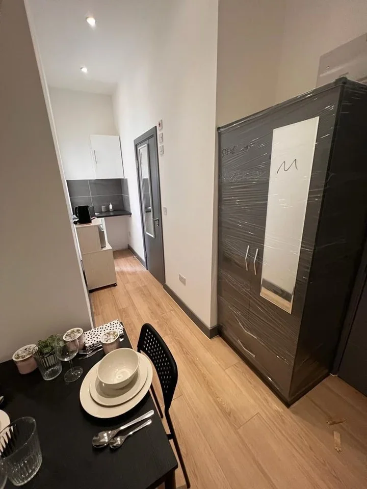 Room Eastwood Street in Greater London