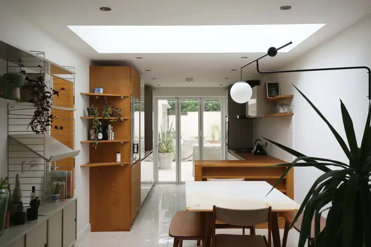 Room Beauchamp Mews in Greater London
