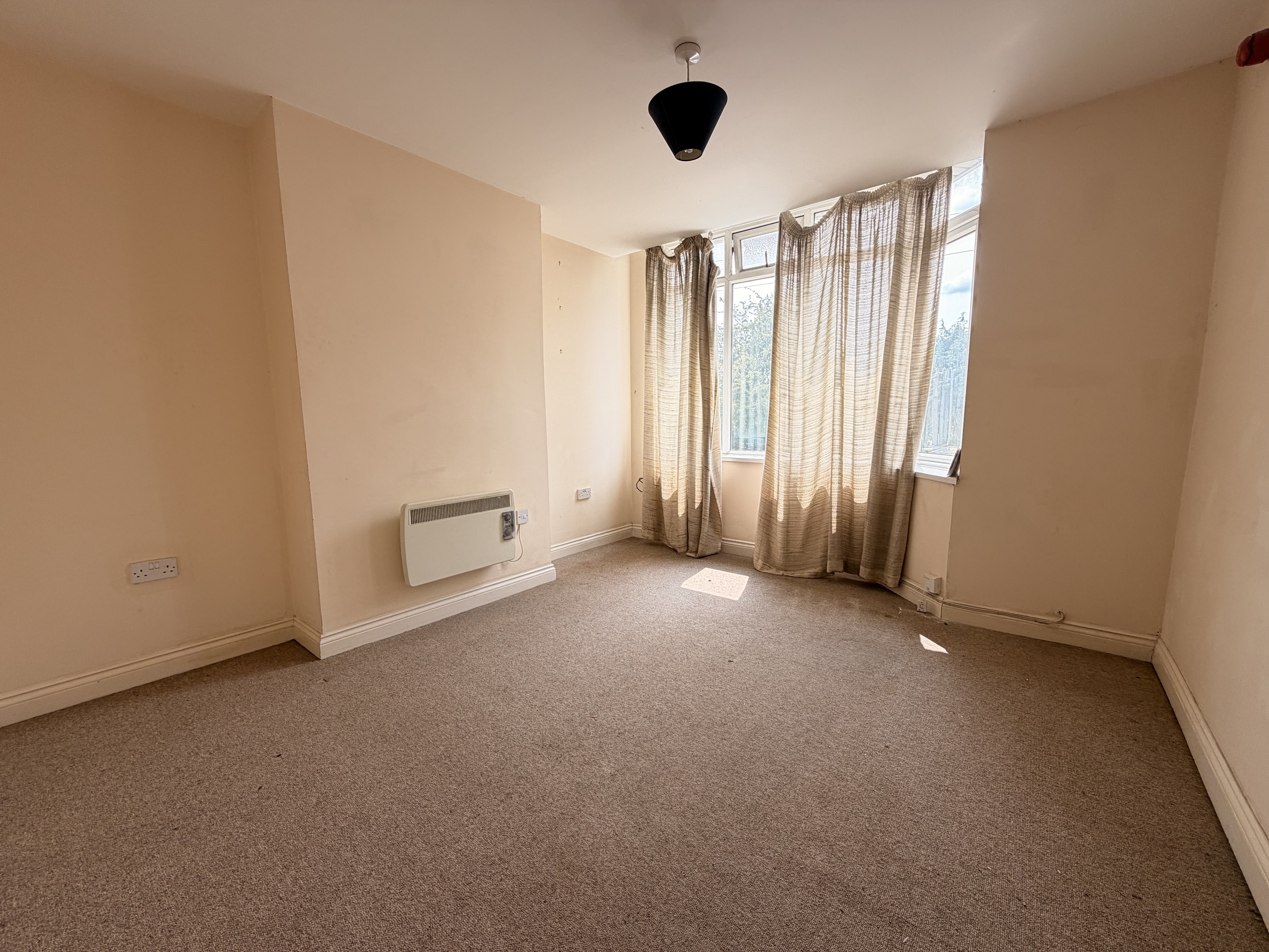 Flat Syston Way in Bristol
