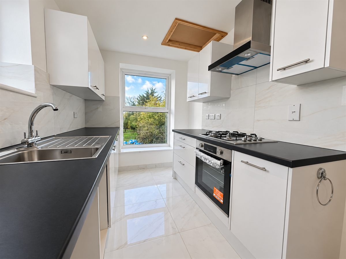 Flat Tranquada Close in Clapham