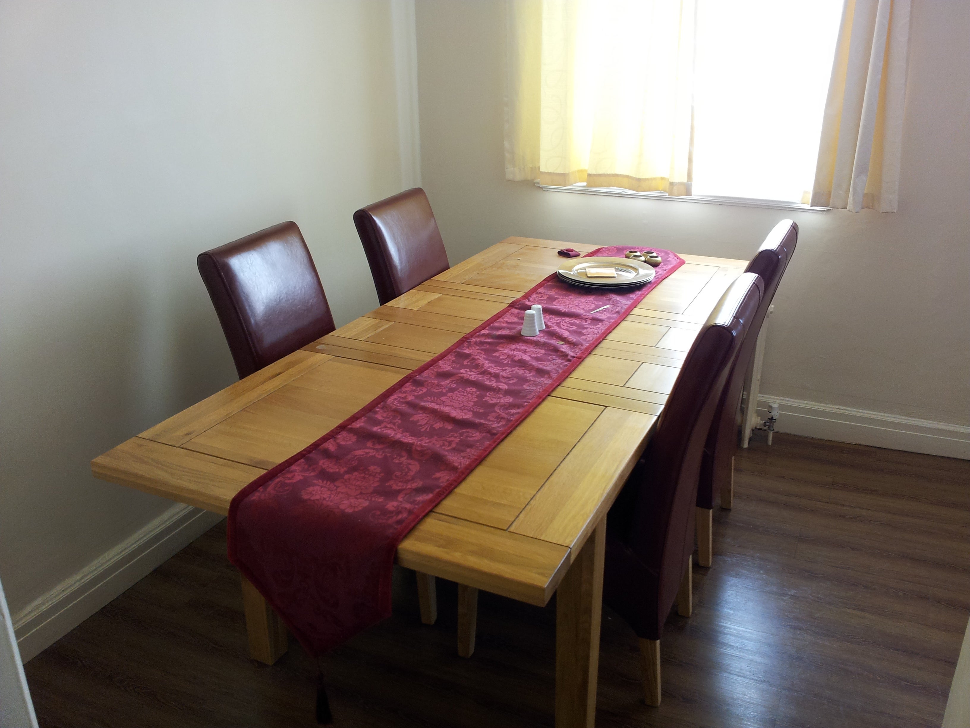Flat Viceroy Close in Birmingham