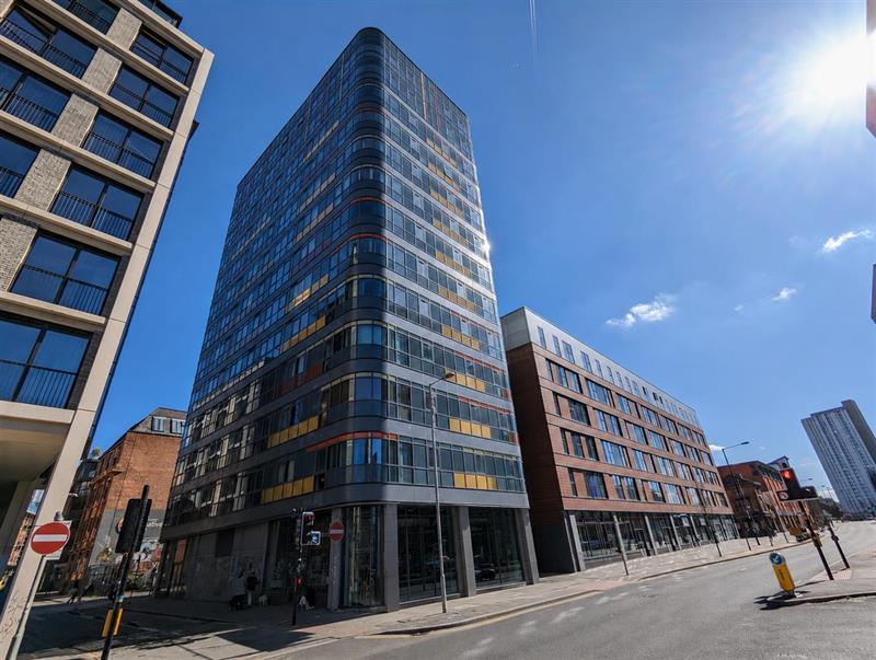 Flat Great Ancoats Street in Manchester