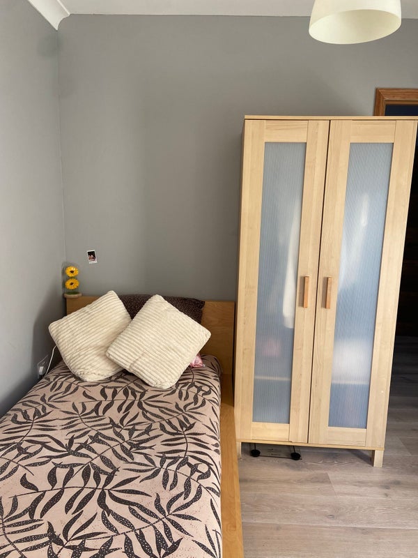Room Templemead Close in Greater London
