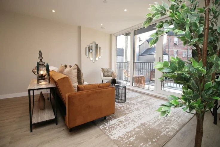 Flat Mount Stuart Square in Cardiff