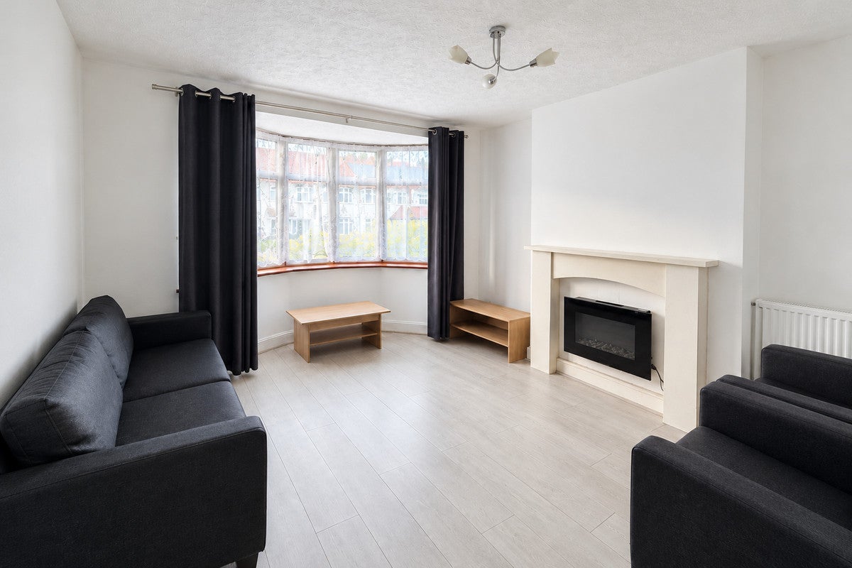 House Seymer Road in Greater London