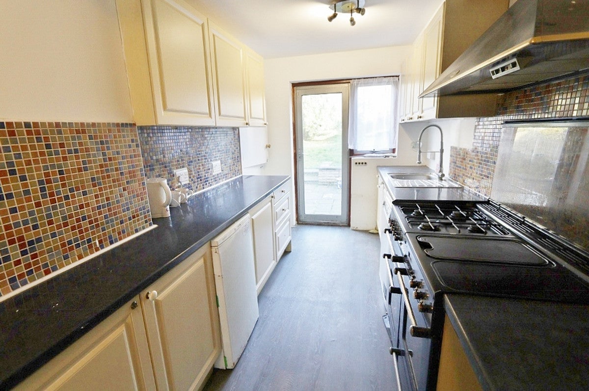 House Seymer Road in Greater London