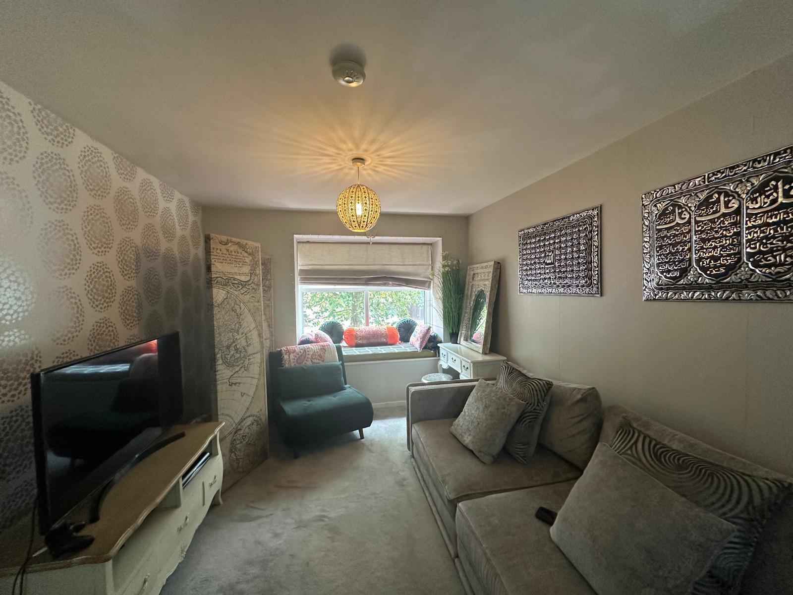Flat Hembury Place in Northampton