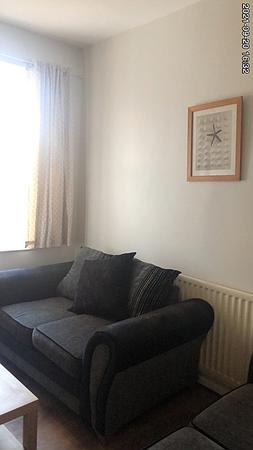 Flat Kelvin Grove in Newcastle upon Tyne