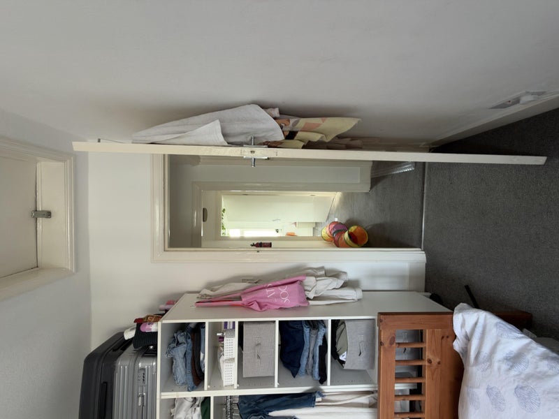 Room Shipman Road in Greater London