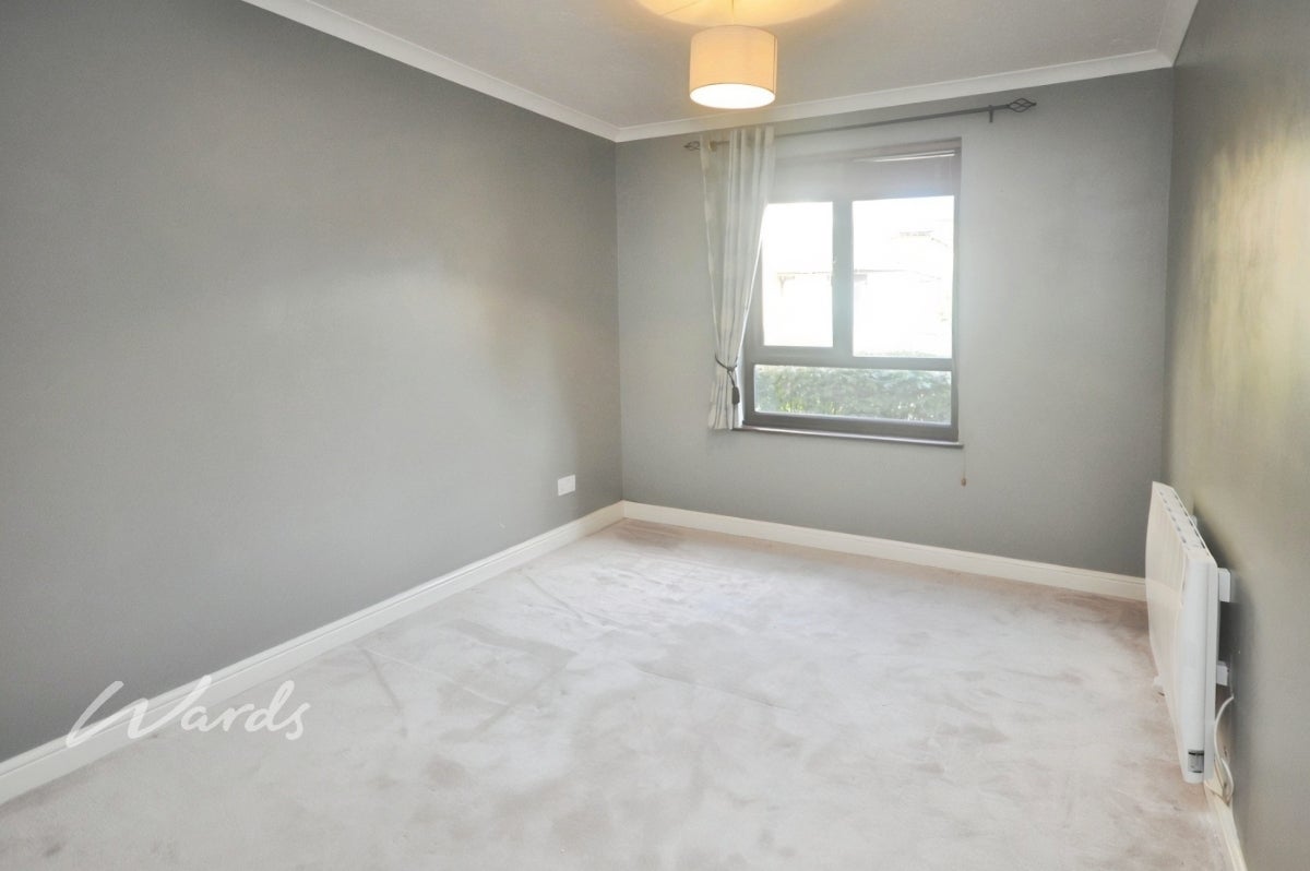 Flat Louvain Road in Dartford