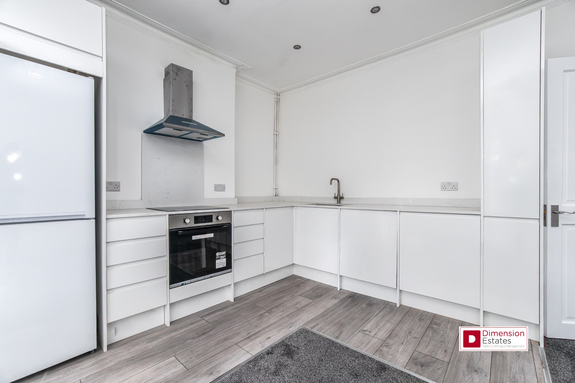 Flat Albert Road in Greater London