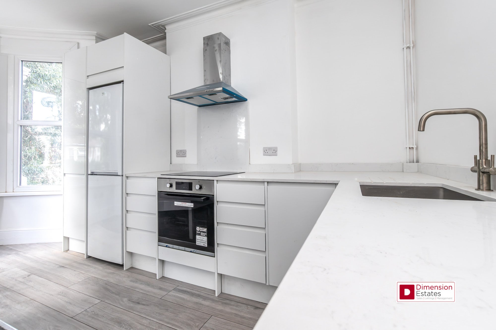 Flat Albert Road in Greater London