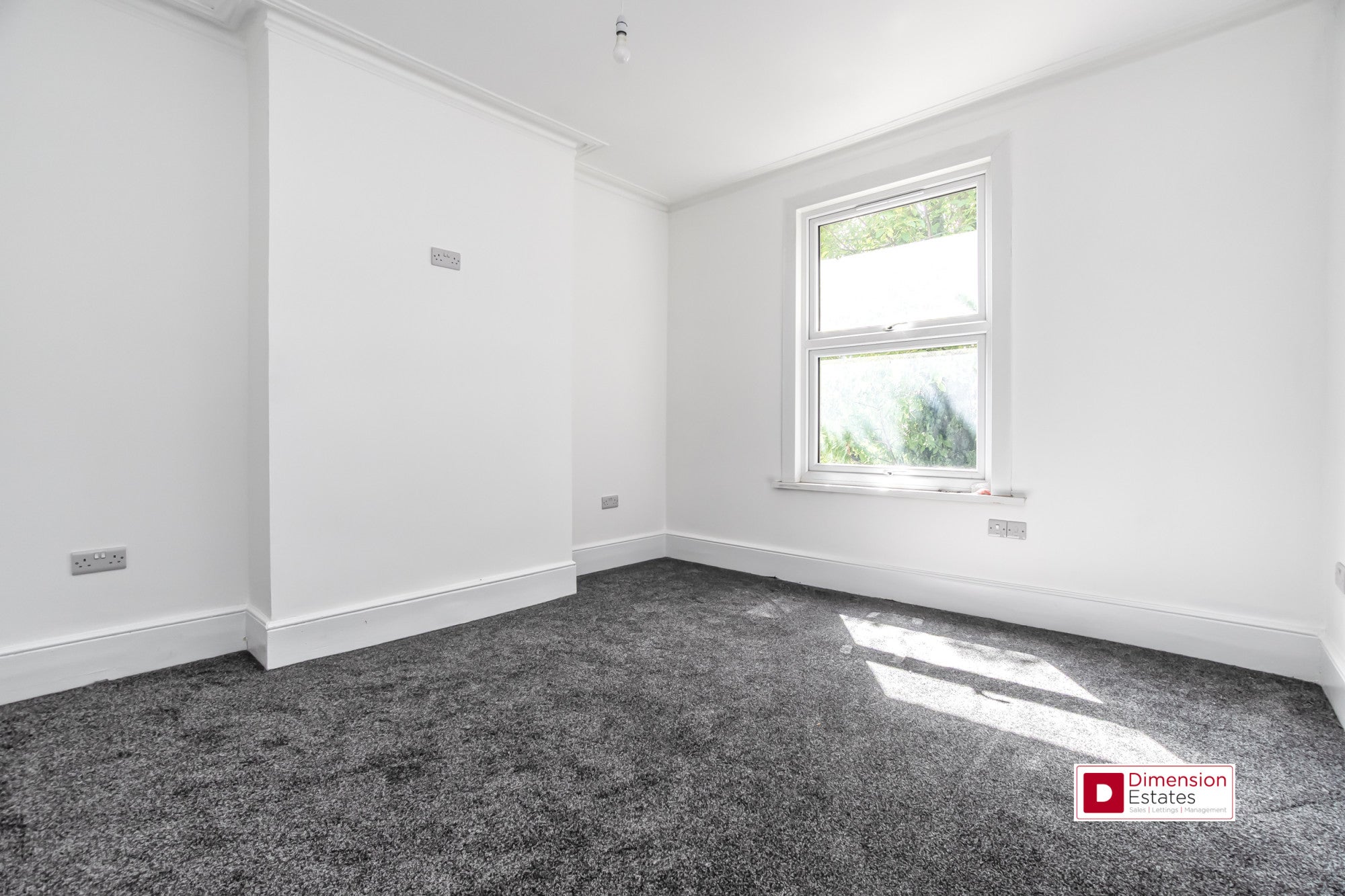 Flat Albert Road in Greater London