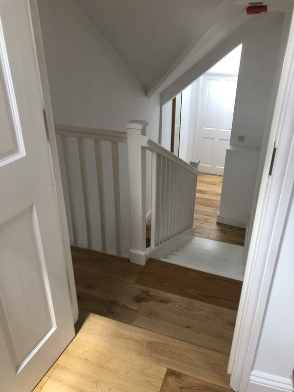 Room Benares Road in Greater London