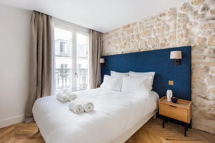 Flat Place Gustave Toudouze in Paris