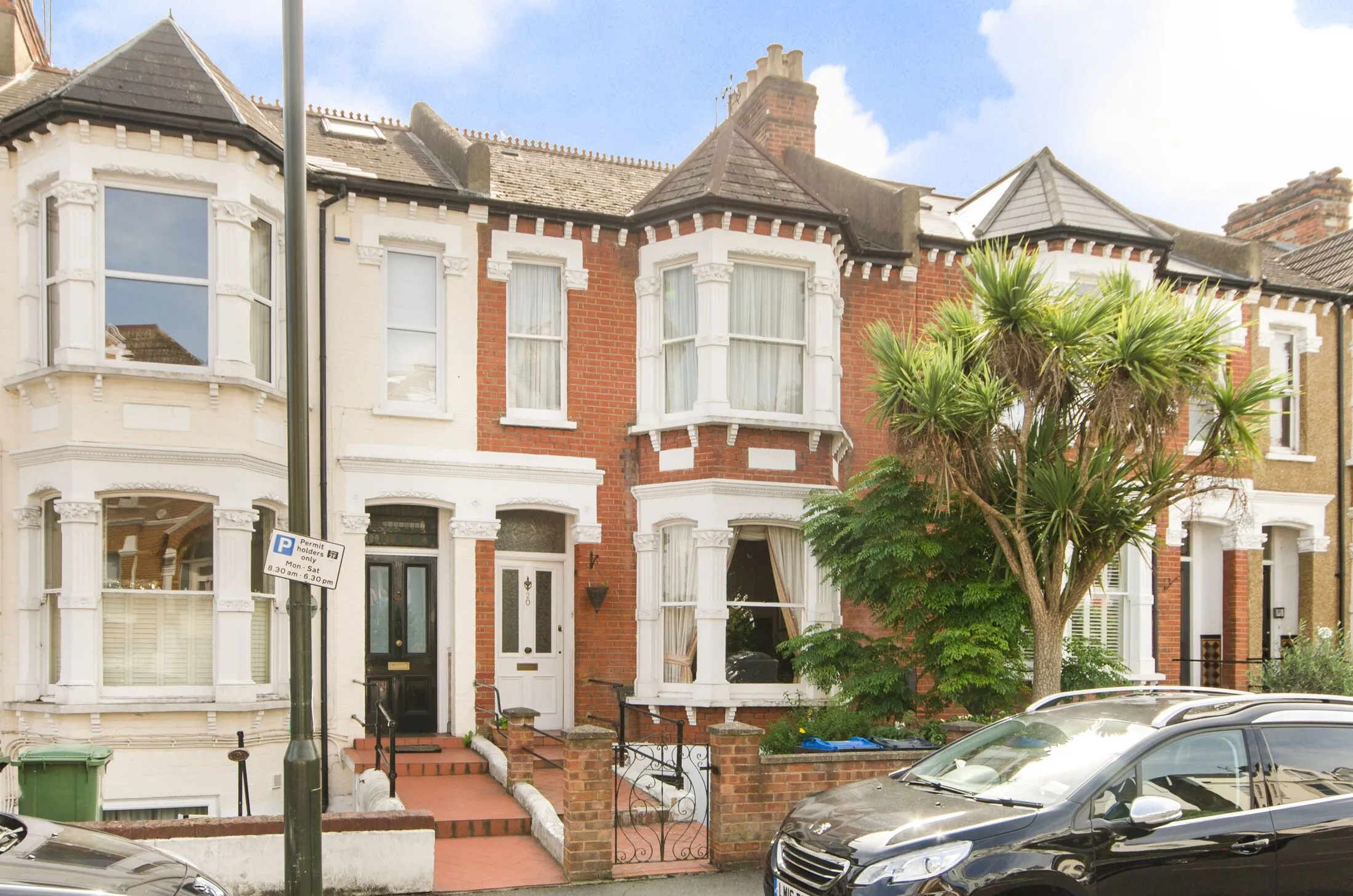 Flat Woodside in Greater London