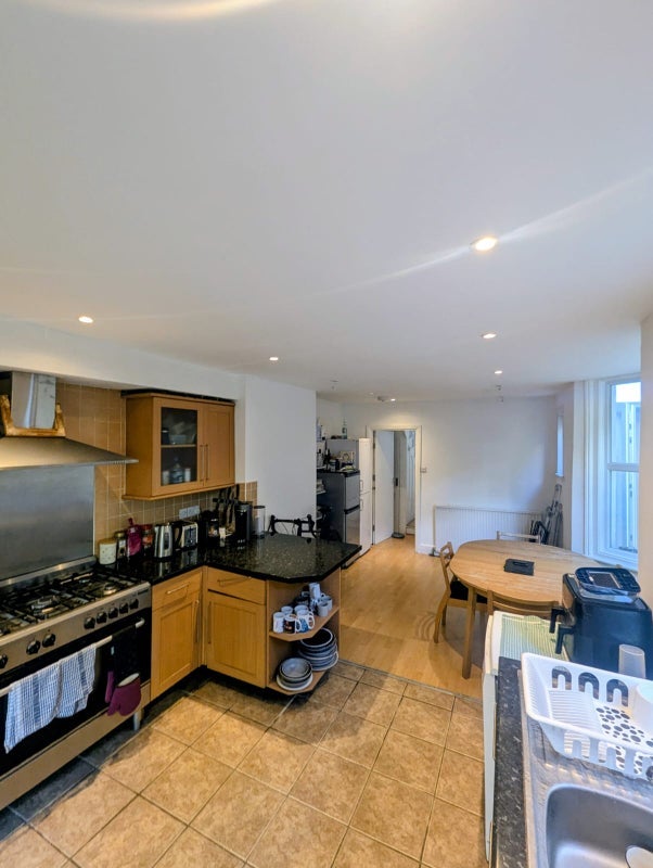 Room Fernside Road in Greater London