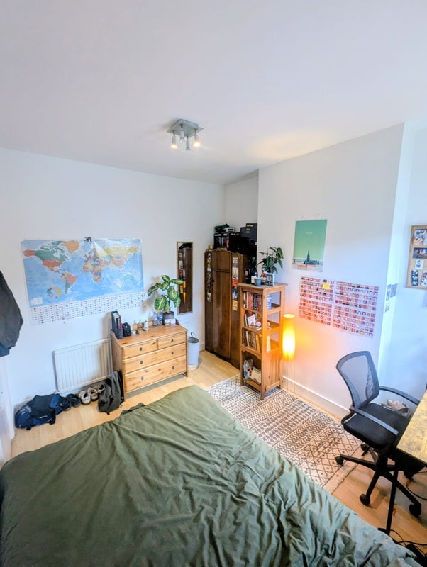 Room Fernside Road in Greater London
