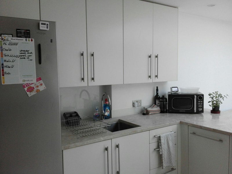 Room Manbey Grove in Greater London